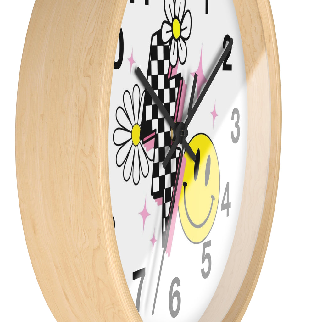 Wall Clock — Retro Smiley Daisy Checkerboard Decorative Clock