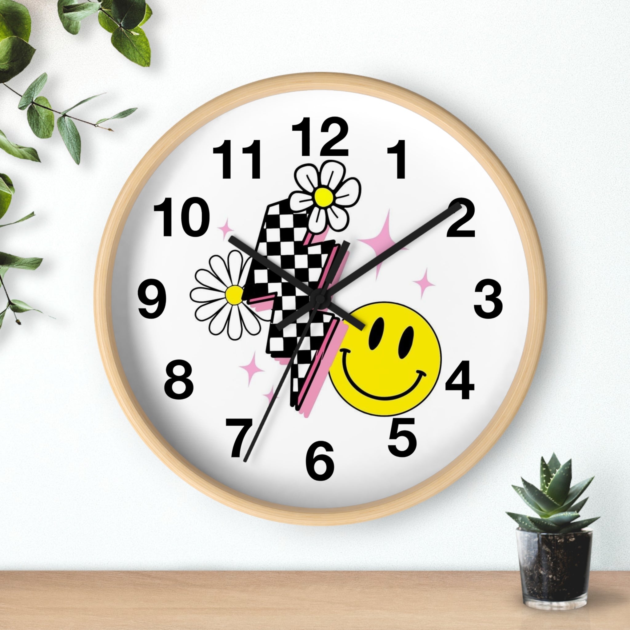 Wall Clock — Retro Smiley Daisy Checkerboard Decorative Clock